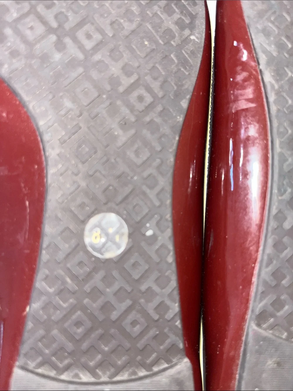 TORY BURCH BURGUNDY PATENT LEATHER LOGO BALLET FLATS SIZE 8.5